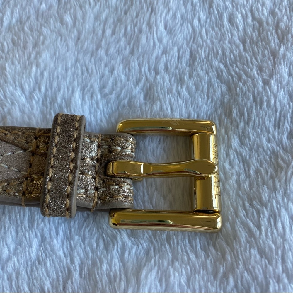 MICHAEL KORS Taupe Cream 100% Leather Metallic Belt  | S - Picture 3 of 9